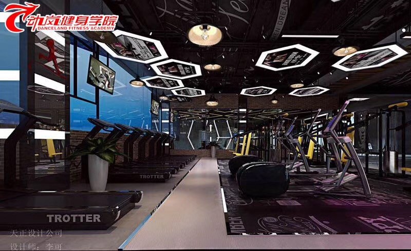 超大器械區、動(dòng)感單車(chē)、陽(yáng)光跑步機、應有盡有的專(zhuān)業(yè)健身房加盟店設備為您打造專(zhuān)業(yè)的健身空間。