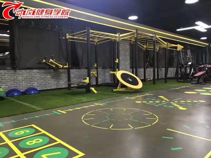 動(dòng)嵐健身河南郟縣加盟店裝修風(fēng)格展示