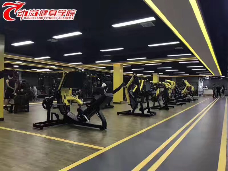 動(dòng)嵐健身河南郟縣加盟店裝修風(fēng)格展示