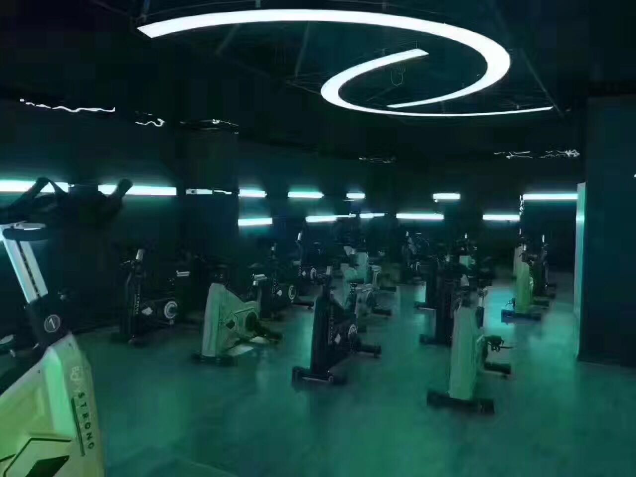 動(dòng)嵐健身湖南江華店加盟店裝修風(fēng)格展示