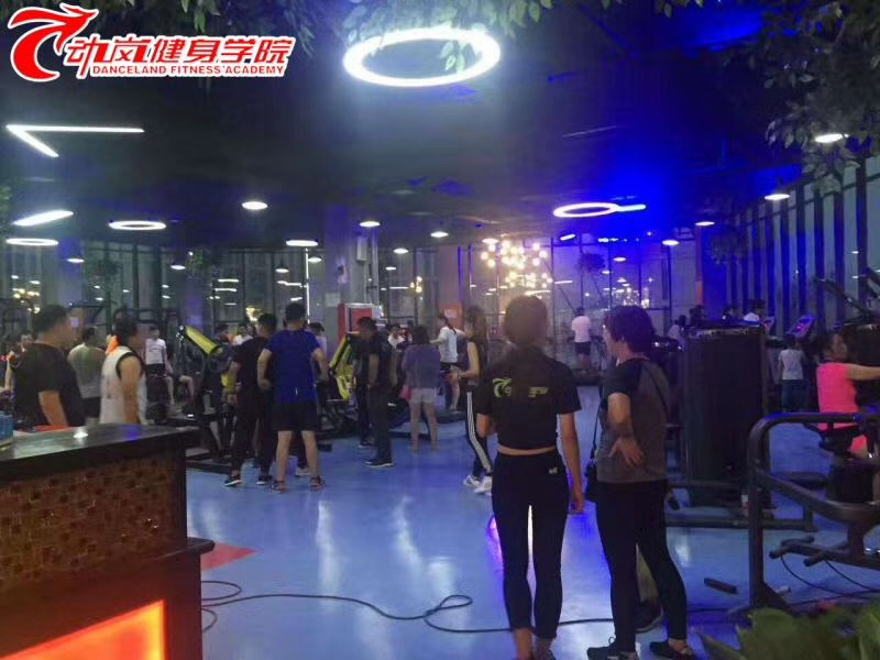 動(dòng)嵐健身菏澤巨野加盟店裝修風(fēng)格展示