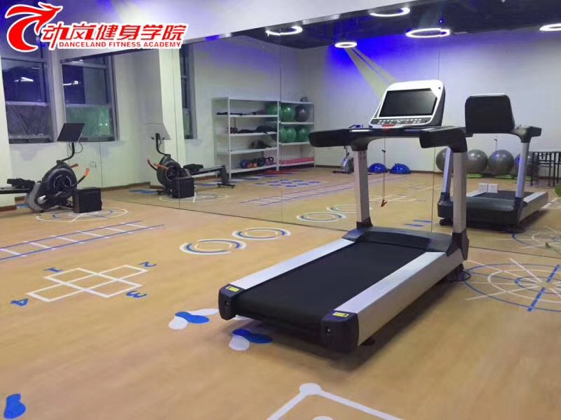 動(dòng)嵐健身菏澤巨野加盟店裝修風(fēng)格展示