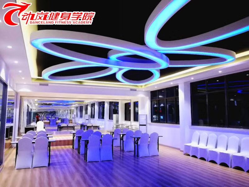 動(dòng)嵐健身云南瀾滄健身房加盟店裝修風(fēng)格展示