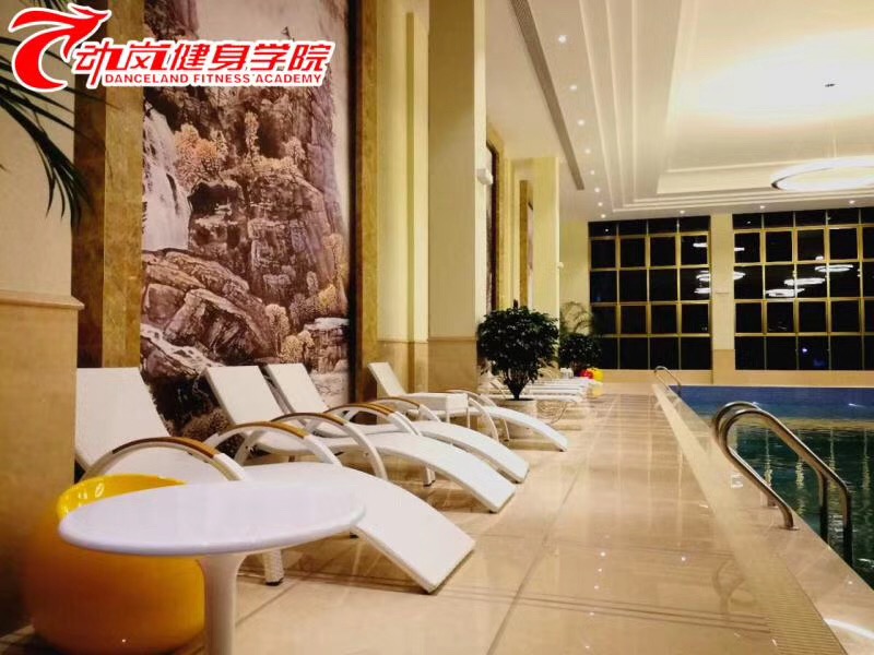 動(dòng)嵐健身云南瀾滄健身房加盟店裝修風(fēng)格展示