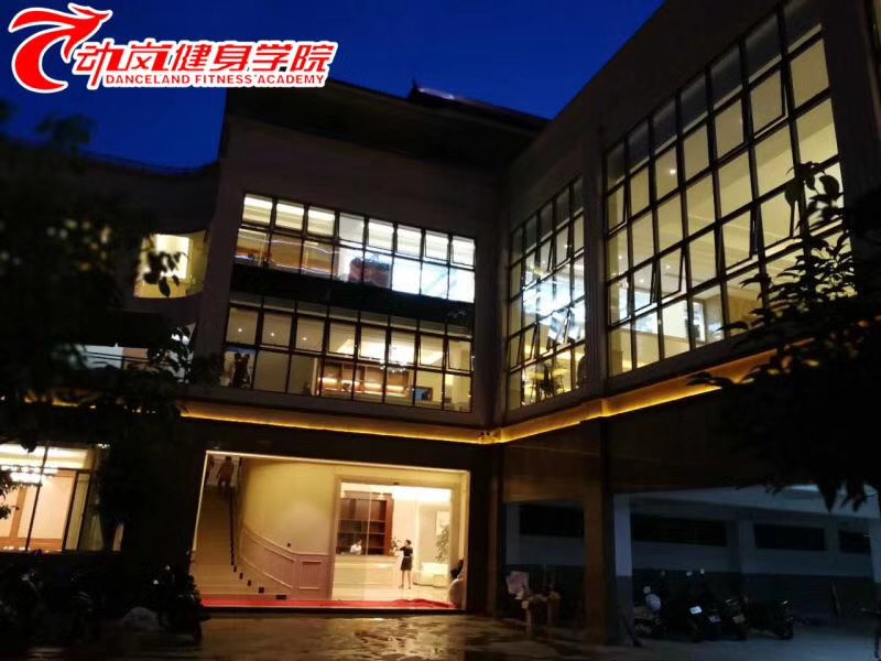 動(dòng)嵐健身云南瀾滄健身房加盟店裝修風(fēng)格展示