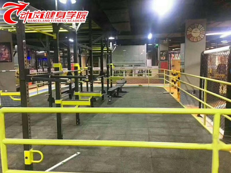 動(dòng)嵐健身甘肅平?jīng)鼋∩矸考用说暄b修風(fēng)格展示