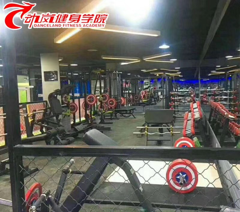 動(dòng)嵐健身甘肅平?jīng)鼋∩矸考用说暄b修風(fēng)格展示