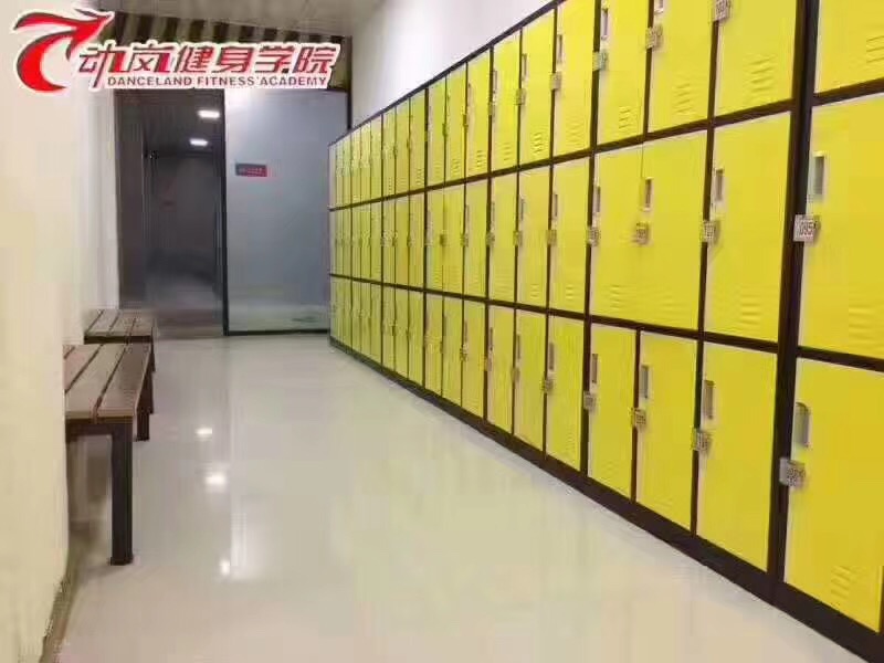 動(dòng)嵐健身河南封丘健身俱樂(lè )部加盟店裝修風(fēng)格展示